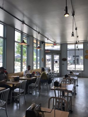 Junior's Pizza by null