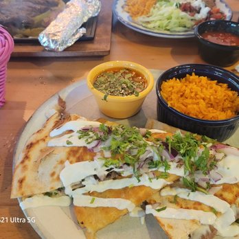 La Victoria - Birria quesadilla - Mexican Near Me - Cary, North Carolina La Victoria - Birria quesadilla - Mexican Near Me - Cary, North Carolina