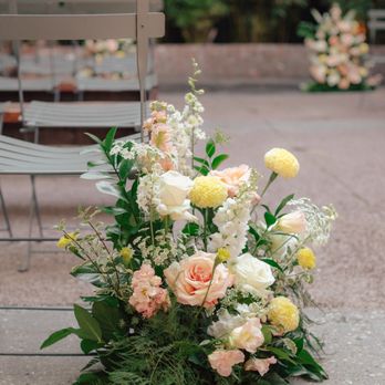 Chita's Floral Designs - Florists Near Me - Downey, California