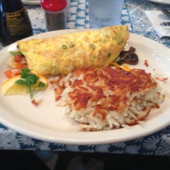 Moke's Bread & Breakfast - Breakfast & Brunch Near Me - Kailua, Hawaii