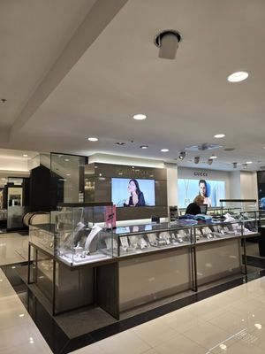 BLOOMINGDALE’S - Updated January 2026 - 1200 Morris Tpke, Short Hills