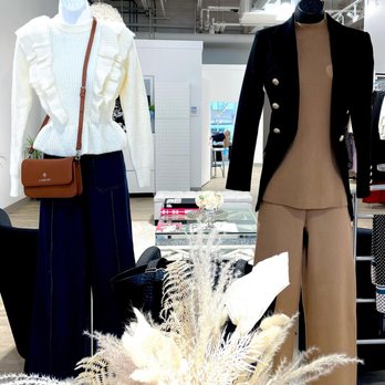 Kendi Boutique - Women's Clothing Near Me - Regina, Saskatchewan Kendi Boutique - Women's Clothing Near Me - Regina, Saskatchewan