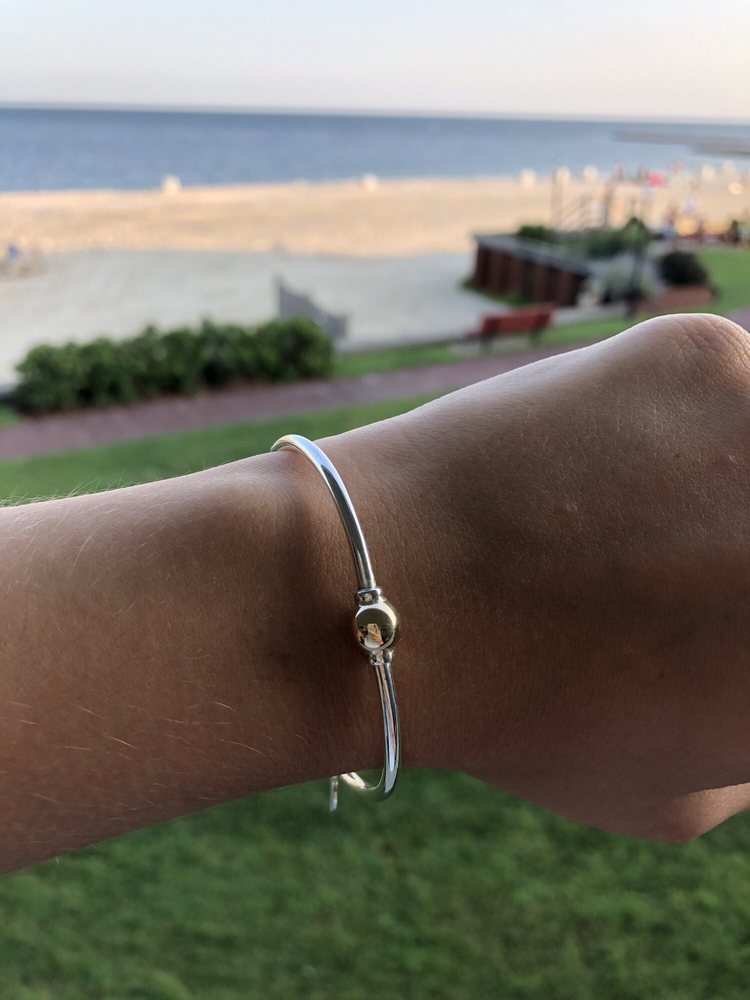 screwball bracelet