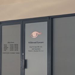 Wildwood Eye Care - Entrance.