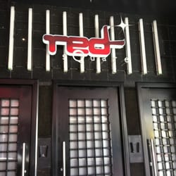Red Square Bar & Lounge