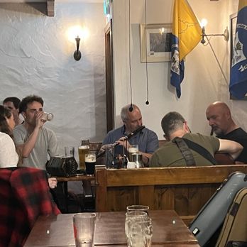 Gus O'Connor's - Musicians - Pubs Near Me - Doolin, CE Gus O'Connor's - Musicians - Pubs Near Me - Doolin, CE