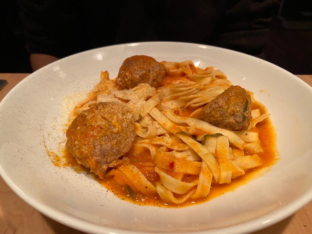 Gussie's Handmade Italian