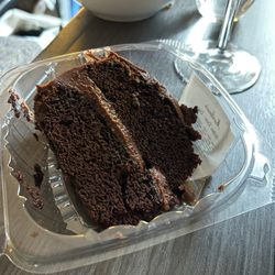 Marlene's Market & Deli - Vegan chocolate cake, week 2