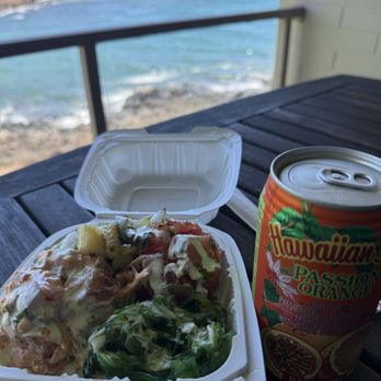 Koloa Fish Market - Lunch at the condo! - Seafood Markets Near Me - Koloa, Hawaii