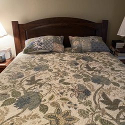 Foothills Amish Furniture - Bed headboard