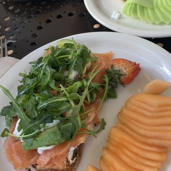 Urth Caffé-Pasadena - Eggs Salmone - Cafes Near Me - Pasadena, California