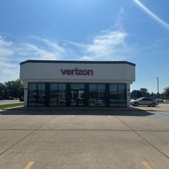 Verizon - Mobile Phones Near Me - Gulfport, Mississippi