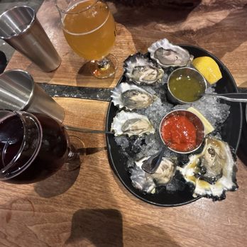 Old Stove Brewing - Pike Place - Oysters - Brewpubs Near Me - Seattle, Washington Old Stove Brewing - Pike Place - Oysters - Brewpubs Near Me - Seattle, Washington