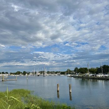 JB's on the Water - Outdoor view - American Near Me - Jamestown, Rhode Island