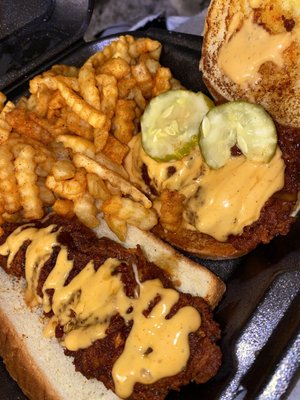 Dave's Hot Chicken by null