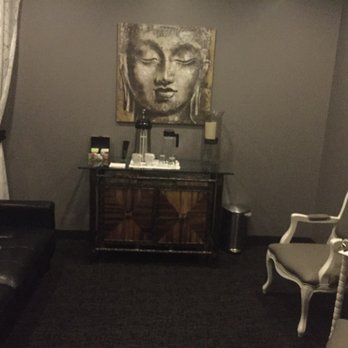 One Salon & Spa - Waiting room before a massage appointment. - Hair Salons Near Me - Oakbrook, Illinois