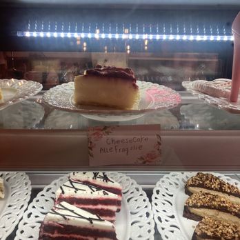 Mrs Coco - Cakes - Cafes Near Me - Henderson, Nevada