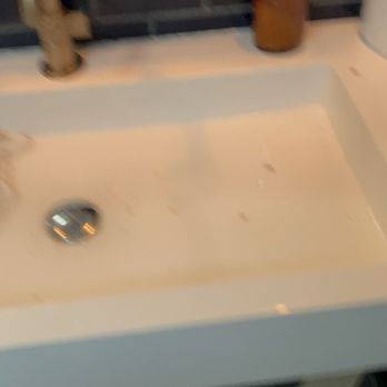 Sam's Anchor Cafe - She made us clean the restroom sink. - Seafood Near Me - Tiburon, California