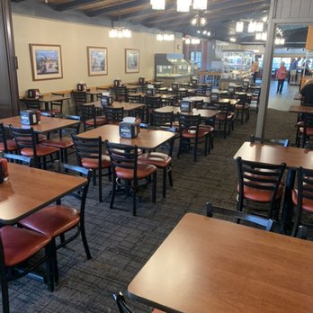 Murray’s Buffet & Grill - Dining Room - Buffets Near Me - Chillicothe, Missouri