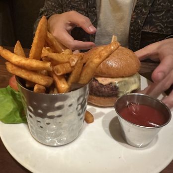 The Cannery - Burger - Seafood Near Me - Newport Beach, California