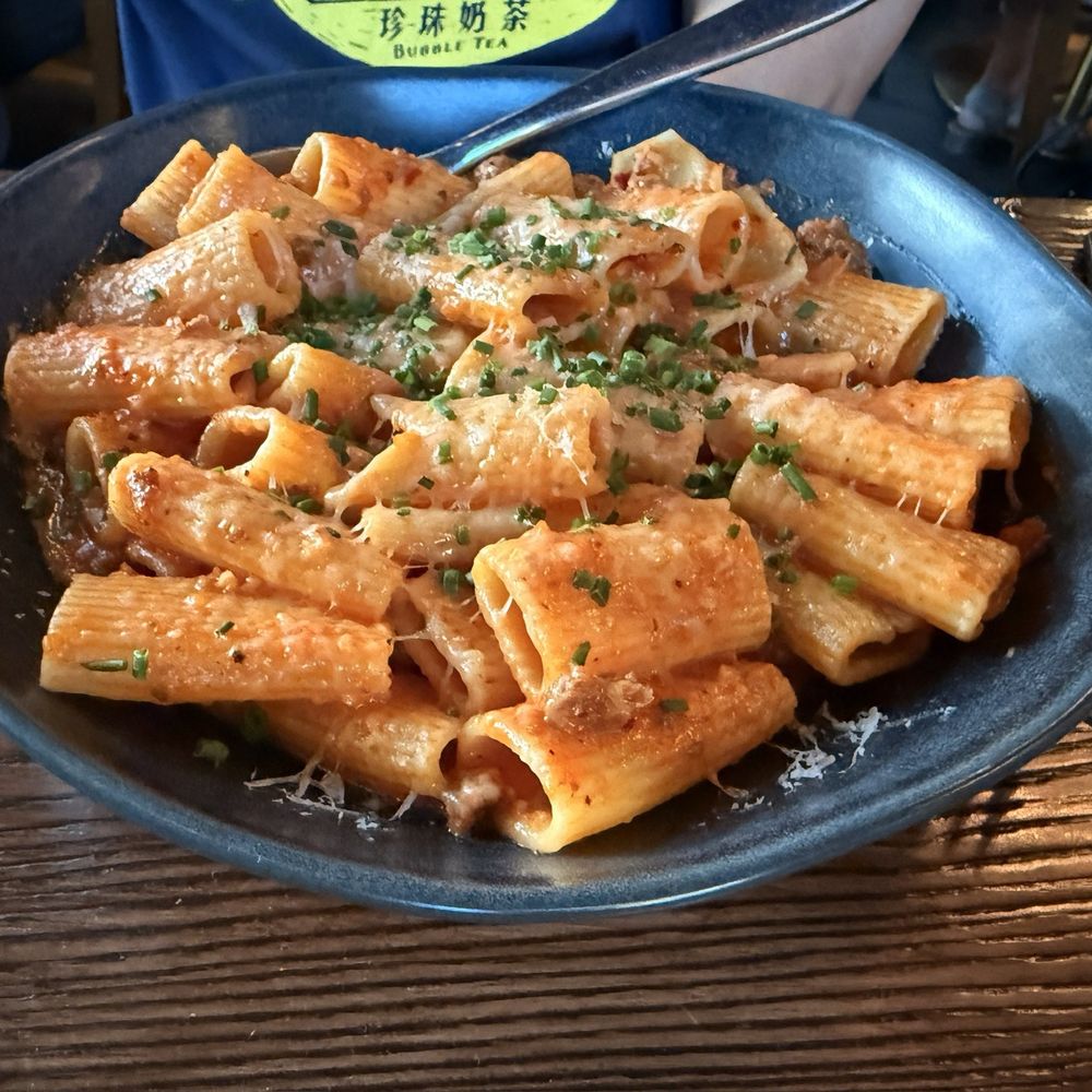 Château - Regatoni ragú - Cocktail Bars Near Me - Walnut Creek, California Château - Regatoni ragú - Cocktail Bars Near Me - Walnut Creek, California