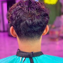Helios Barbers Shop