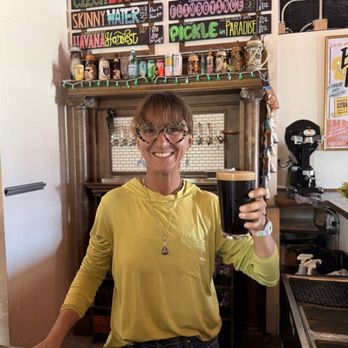 Cayo Hueso Brewing - Friendly bartender - Breweries Near Me - Stock Island, Florida Cayo Hueso Brewing - Friendly bartender - Breweries Near Me - Stock Island, Florida