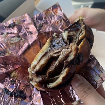 oori bakeshop - Sticky decadent dark chocolate adzuki shoku-bun - Bakeries Near Me - Miami, Florida oori bakeshop - Sticky decadent dark chocolate adzuki shoku-bun - Bakeries Near Me - Miami, Florida