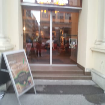 Starbucks - Main entrance - Coffee & Tea Near Me - Vienna, 9