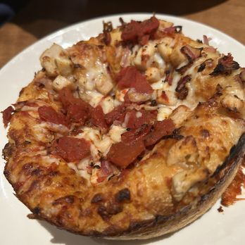 BJ's Restaurant & Brewhouse - Mini deep dish pizza - New American Near Me - Orlando, Florida