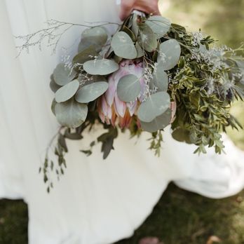 The Gilded Lily - Toi did my bouquet. A dream come true!! Xoxo - Florists Near Me - Spokane, Washington The Gilded Lily - Toi did my bouquet. A dream come true!! Xoxo - Florists Near Me - Spokane, Washington