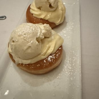 Opus Steakhouse  - Donut with caramel icecream - Wine Bars Near Me - Jericho, New York