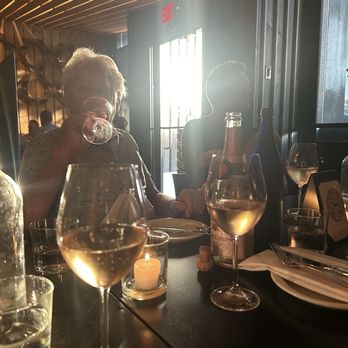 Osa - Cool atmosphere - Cocktail Bars Near Me - Middletown, Connecticut