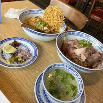 Charm Siam Restaurant - Kao Soi (left) & BBQ Pork Noodle (right) - Noodles Near Me - Long Beach, California Charm Siam Restaurant - Kao Soi (left) & BBQ Pork Noodle (right) - Noodles Near Me - Long Beach, California