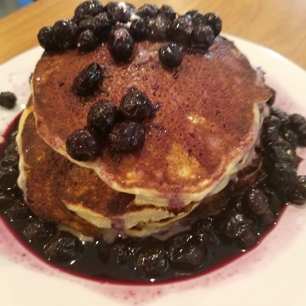 Kitchenette - Ricotta Pancakes - Breakfast & Brunch Near Me - Templeton, California Kitchenette - Ricotta Pancakes - Breakfast & Brunch Near Me - Templeton, California