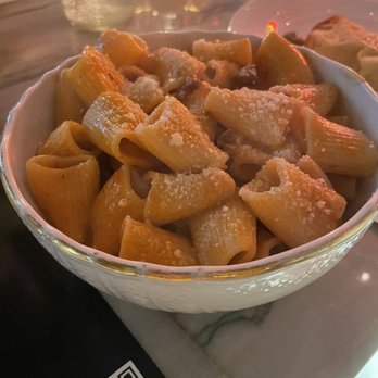 Fiorella - Rigatoni - Pasta Shops Near Me - Philadelphia, Pennsylvania Fiorella - Rigatoni - Pasta Shops Near Me - Philadelphia, Pennsylvania