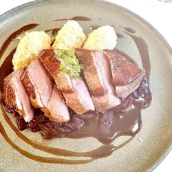 Medici - Duck Breast. 2 stars. Insta/Beli: @amei_eats