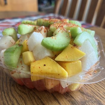 La Michoacana Sonora - Small mixed fruit w everything - $8 soo good - Juice Bars & Smoothies Near Me - Norwalk, California