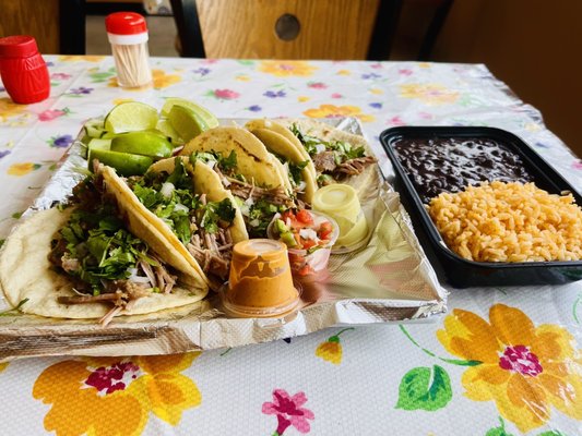 Tacos Hernandez by null