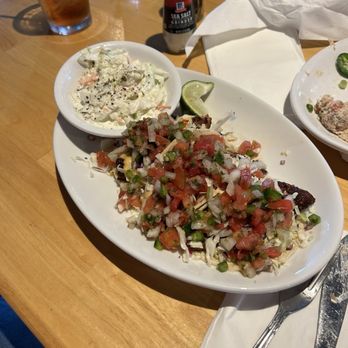 Captain Craig's Restaurant - Seafood Near Me - Tavernier, Florida