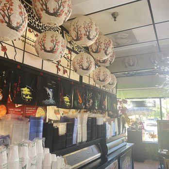 Kimbop - Cool Korean/Asian themed interior - Asian Fusion Near Me - Wheeling, Illinois