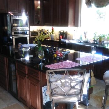 Superb Builders & Custom Made Cabinetry - Global view of kitchen. Ordered new cushions for bar stools. - General Contractors Near Me - San Francisco, California Superb Builders & Custom Made Cabinetry - Global view of kitchen. Ordered new cushions for bar stools. - General Contractors Near Me - San Francisco, California