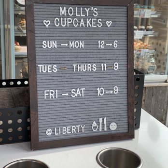 Molly's Cupcakes - Welcome Sign - Cupcakes Near Me - Liberty Township, Ohio