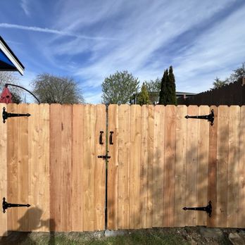 Cool Cat Fence - Fence gate - Fences & Gates Near Me - Tukwila, Washington Cool Cat Fence - Fence gate - Fences & Gates Near Me - Tukwila, Washington