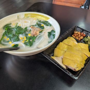Special Noodle Soup - Chicken Combo Rice Noodles - Noodles Near Me - Cupertino, California