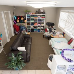 Hippo Hug - Showroom
