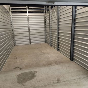 EzMovers - After things were moved to another storage and the home. - Movers Near Me