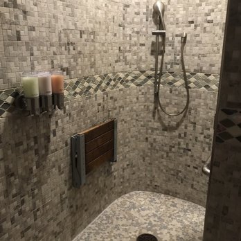 True REST Float Spa - Close up of the shower: shampoo, conditioner, and body wash provided - Float Spa Near Me - Powell, Ohio