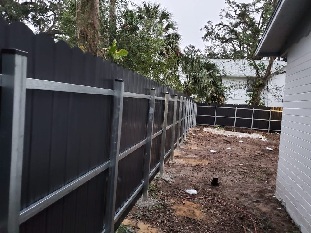 Slide of Metal Fence Guajiro