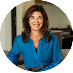Vanessa Zmolik - Guild Mortgage